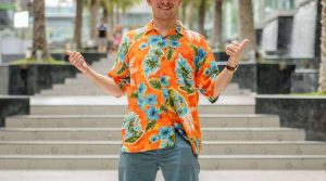 Is It Ok To Wear Hawaiian Shirts